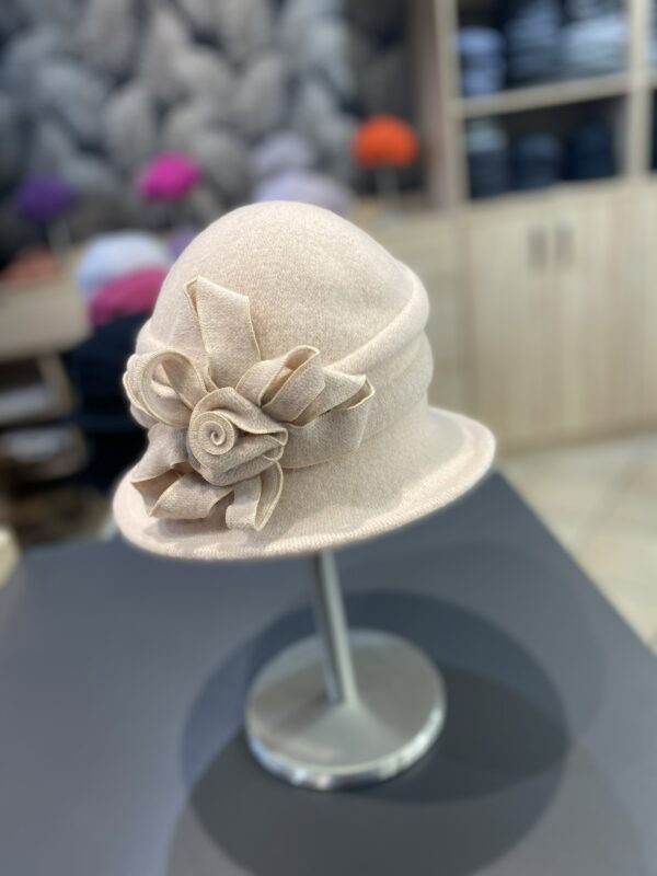 willi női gyapjú kalap